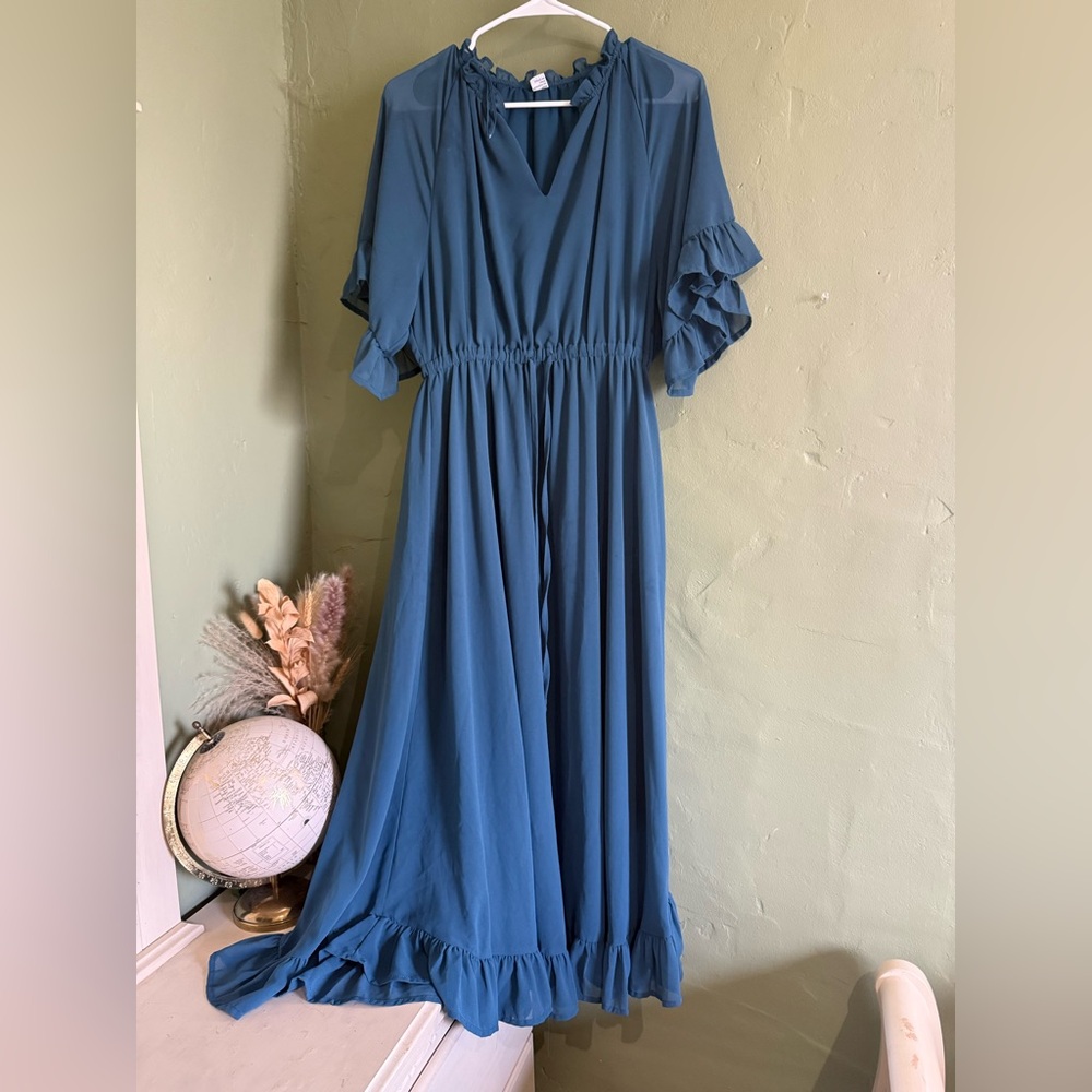 Women's Blue Ruffle Sleeve Flowy Dress